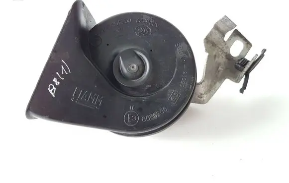 Volkswagen PASSAT B8 Horn signal 0055306