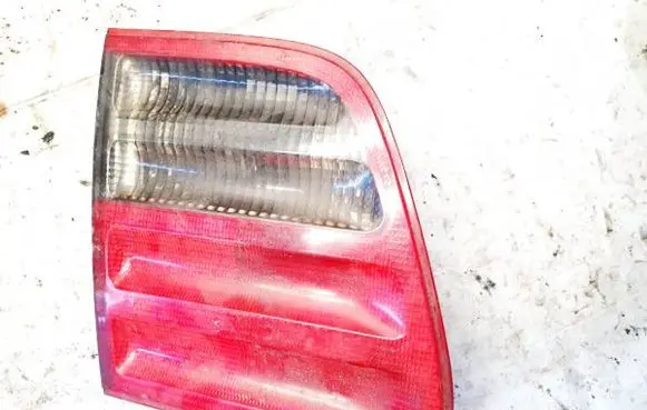 Mercedes-Benz E W210 Tailgate rear/tail lights a2108207364 324521q2