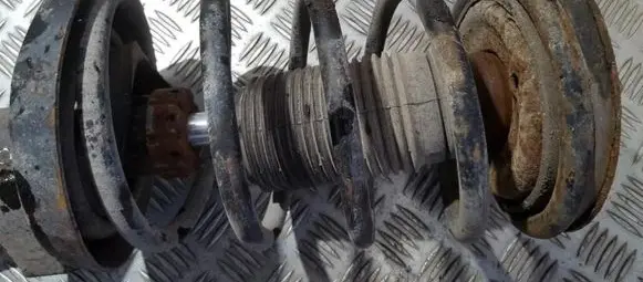 Opel Omega B2 Front coil spring
