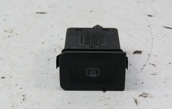 Volkswagen Golf IV Windscreen/window heater switch 