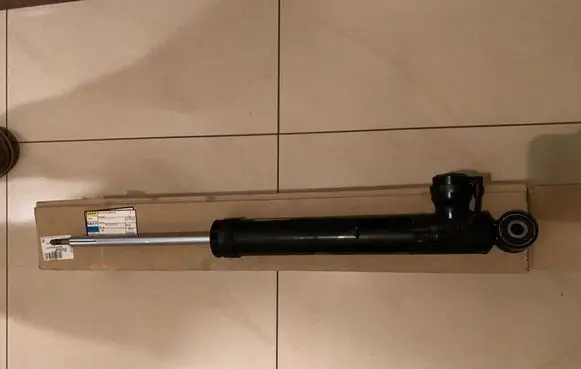 Volkswagen PASSAT CC Front shock absorber/damper 3C0413031AH