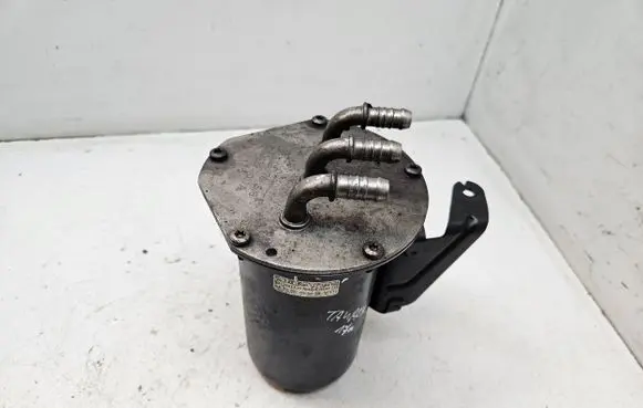 Volkswagen Touran III Fuel filter housing 5Q0127399CD
