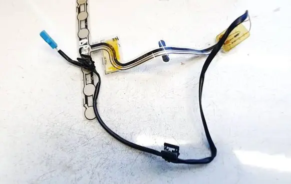 Volkswagen Golf V Seat heating element 1k0963553