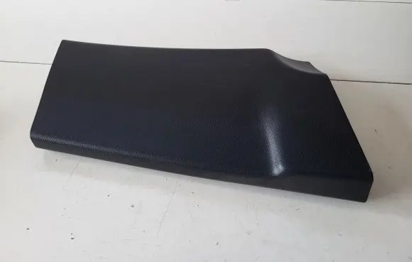 Citroen DS3 Pillar (middle) 9820797477