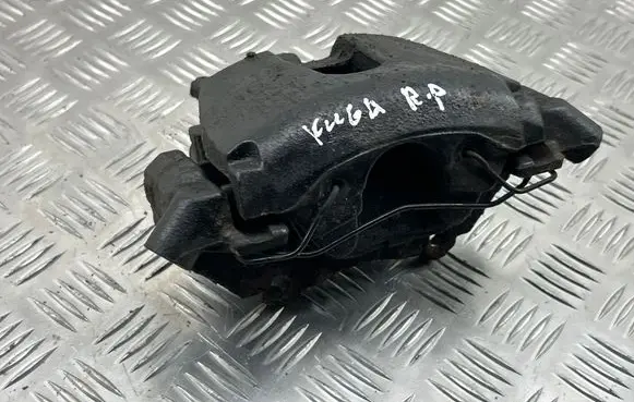 Ford Kuga I Front brake caliper