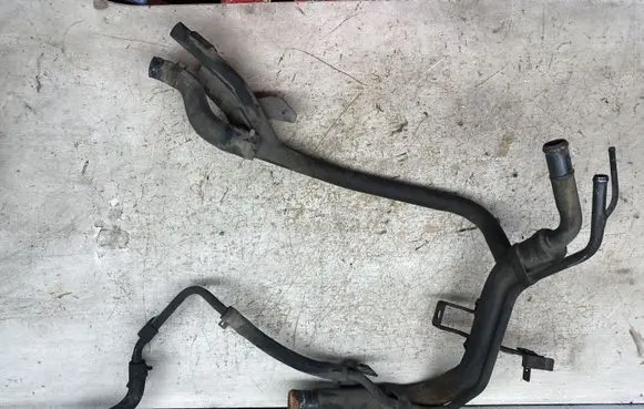 Hyundai Santa Fe Engine coolant pipe/hose