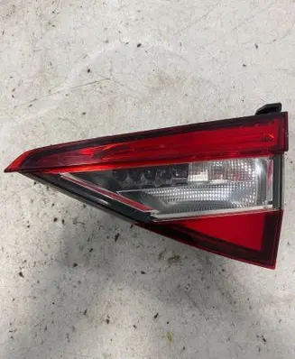 Skoda Superb B8 (3V) Tailgate rear/tail lights 00187294