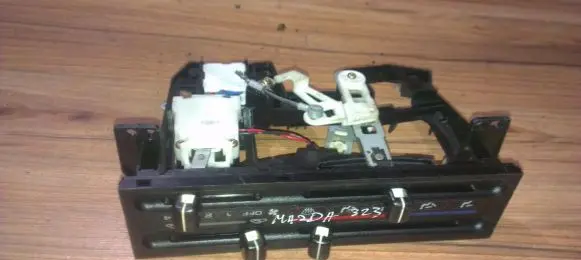Mazda 323 Climate control unit