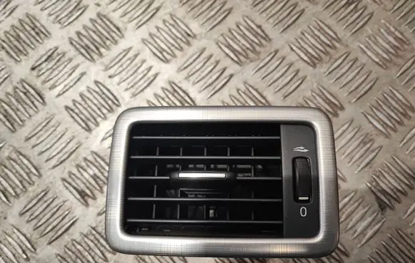 Dashboard side air vent grill/cover trim