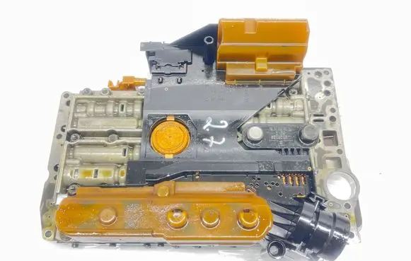 Mercedes-Benz E W211 Gearbox control unit/module 1402700561 R2112770101