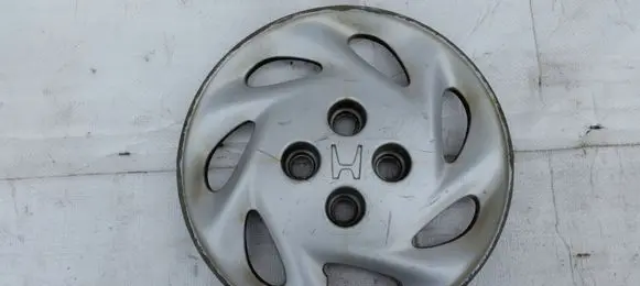Honda Civic R13 wheel hub/cap/trim 44733SR3YJ400