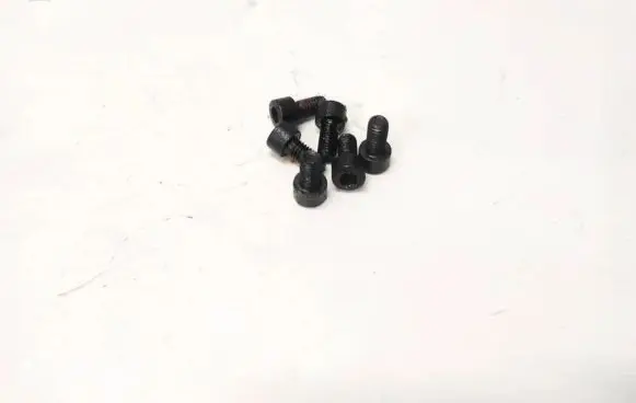 Nuts/bolts