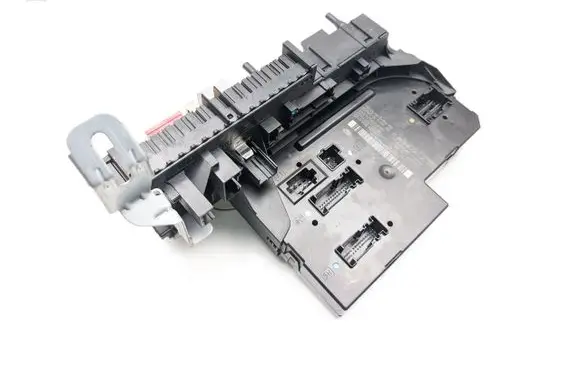 Mercedes-Benz C W204 Fuse module 2049060105 2049019602