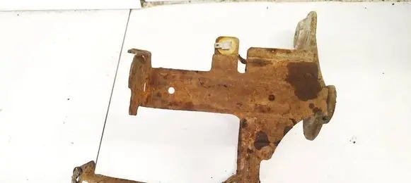 Opel Vectra C Engine mounting bracket 