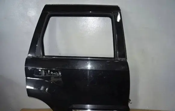 Jeep Grand Cherokee (WK) Rear door