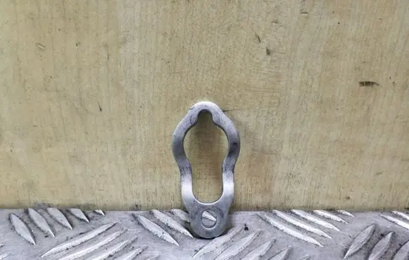 Volvo XC60 Fuel Injector clamp holder