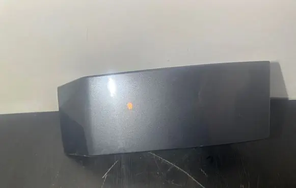 Volvo XC90 Rear/tail light trim molding 8620819