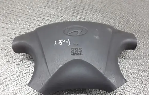 Hyundai Matrix Steering wheel airbag