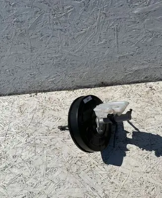 Renault Trafic III (X82) Brake booster