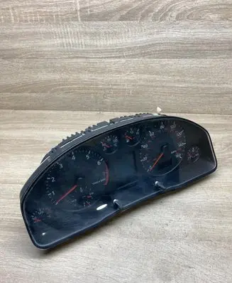 Audi A4 S4 B5 8D Speedometer (instrument cluster) 8D0919930JX 110308 MPH