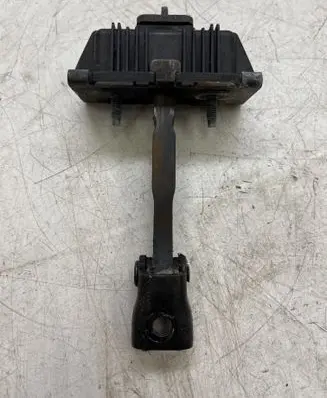 Toyota Avensis T250 Front door check strap stopper