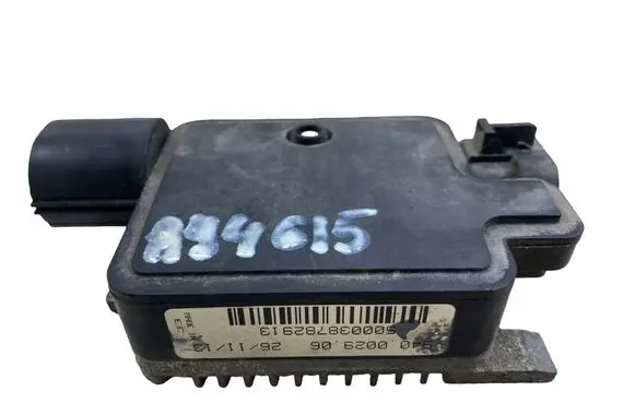 Ford Focus Fan control module 940002906