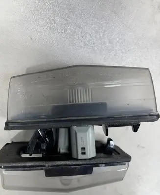 Toyota Prius (XW30) Number plate light