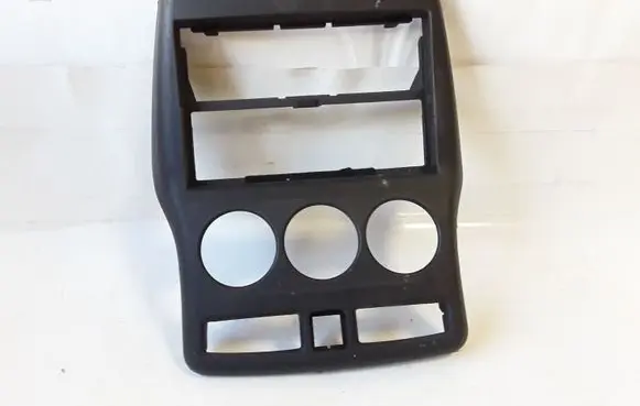 Citroen C3 Picasso Radio/GPS head unit trim 96825462