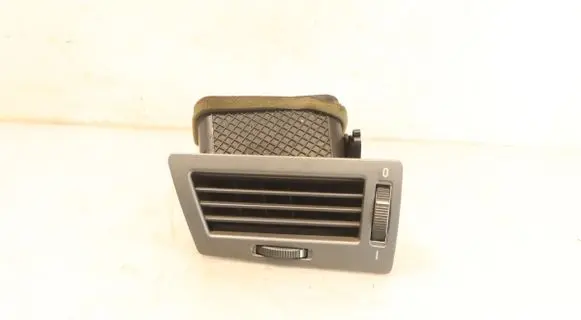 BMW 7 E65 E66 Dashboard side air vent grill/cover trim
