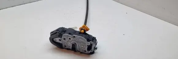 Opel Zafira C Rear door lock