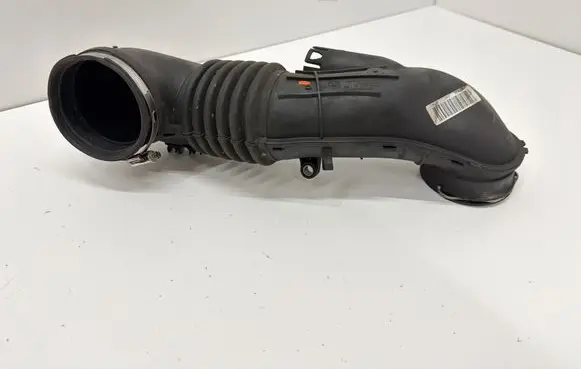 BMW 3 E90 E91 Air intake hose/pipe 7804846 58650910