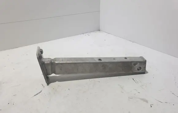 Fiat 500L Front bumper support beam