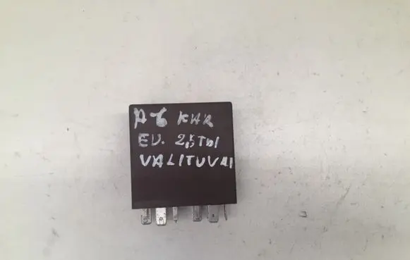 Audi A6 S6 C5 4B Window wiper relay 4B0955531E