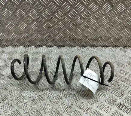 Toyota Yaris XP210 Rear coil spring 48231K0070