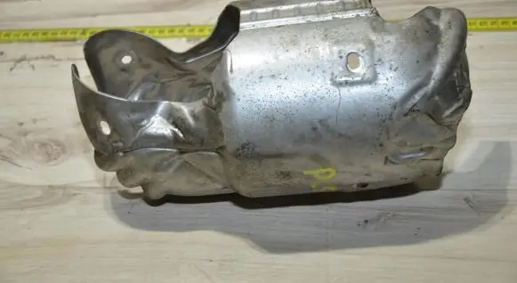 Citroen C5 Exhaust heat shield 9687369480