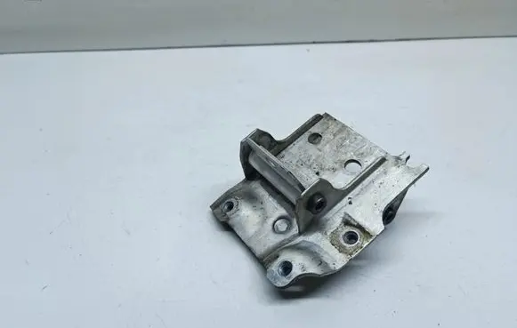 BMW 5 F10 F11 Radiator mount bracket 7186514 7207152