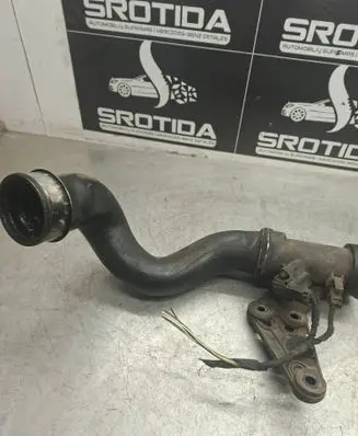 Mercedes-Benz CLK A209 C209 Intercooler hose/pipe A2035200095