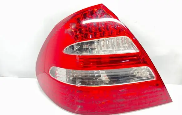 Mercedes-Benz E W211 Rear/tail lights A2118200564