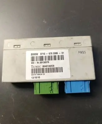 BMW 3 E90 E91 Suspension control unit/module 6785386 00401482C8 00138576