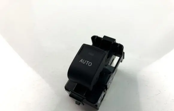 Toyota Prius (XW30) Electric window control switch 192801