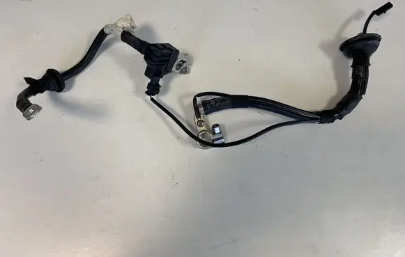 Audi Q7 4L Positive cable (battery) 8K0915181D 4L0971225E