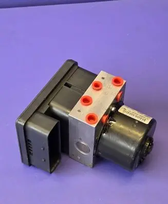 Mini One - Cooper R50 - 53 ABS Pump 6758803 34516758801 10020600604