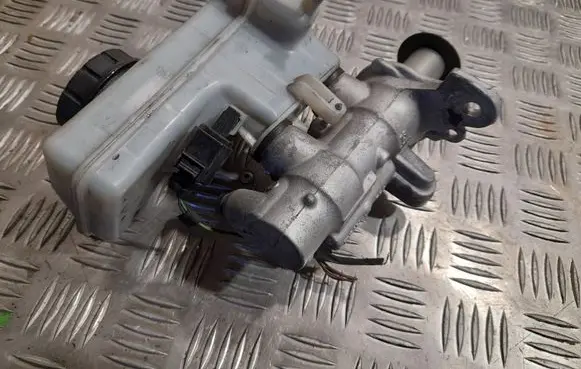 Audi A3 S3 8V Master brake cylinder 5Q1611301 1K0945459A