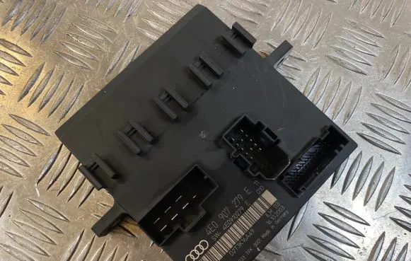 Audi A4 S4 B6 8E 8H Light module LCM 4E0907279E 4E0910279E 00007898B2