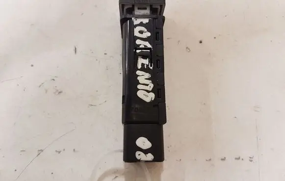 Hyundai Santa Fe Fog light switch 202002962