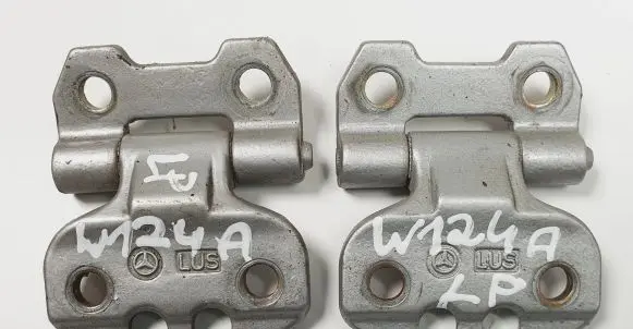 Mercedes-Benz E W124 Front door hinge set 