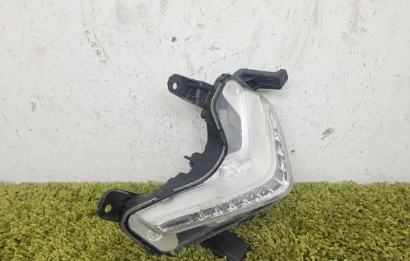 Hyundai Tucson TL LED Daytime headlight 92208-d7700