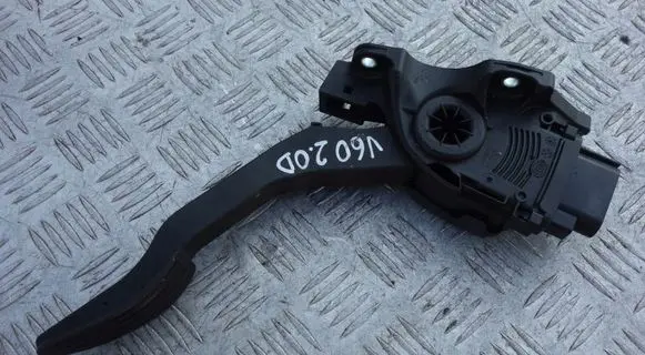 Volvo V60 Accelerator throttle pedal 31329061