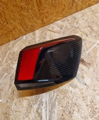 Peugeot 3008 II Rear/tail lights 9810477080 81550201