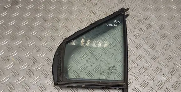Toyota Yaris Front door vent window glass four-door 682160D050